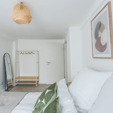 Lejlighed Direkt Am Koenigsplatz - Barrierefrei Fuer 6 Personen Mit Kickertisch Und Beamer *