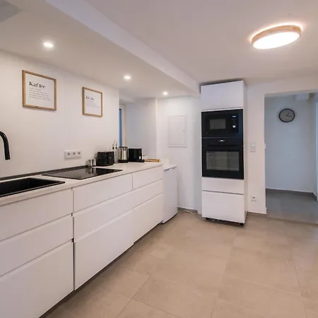 Daire Direkt Am Koenigsplatz - Barrierefrei Fuer 6 Personen Mit Kickertisch Und Beamer