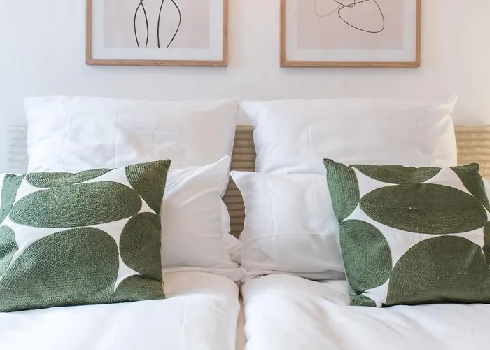 Direkt Am Koenigsplatz - Barrierefrei Fuer 6 Personen Mit Kickertisch Und Beamer Apartment *