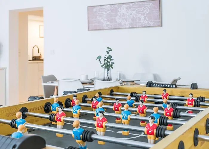 Apartment Direkt Am Koenigsplatz - Barrierefrei Fuer 6 Personen Mit Kickertisch Und Beamer Augsburg